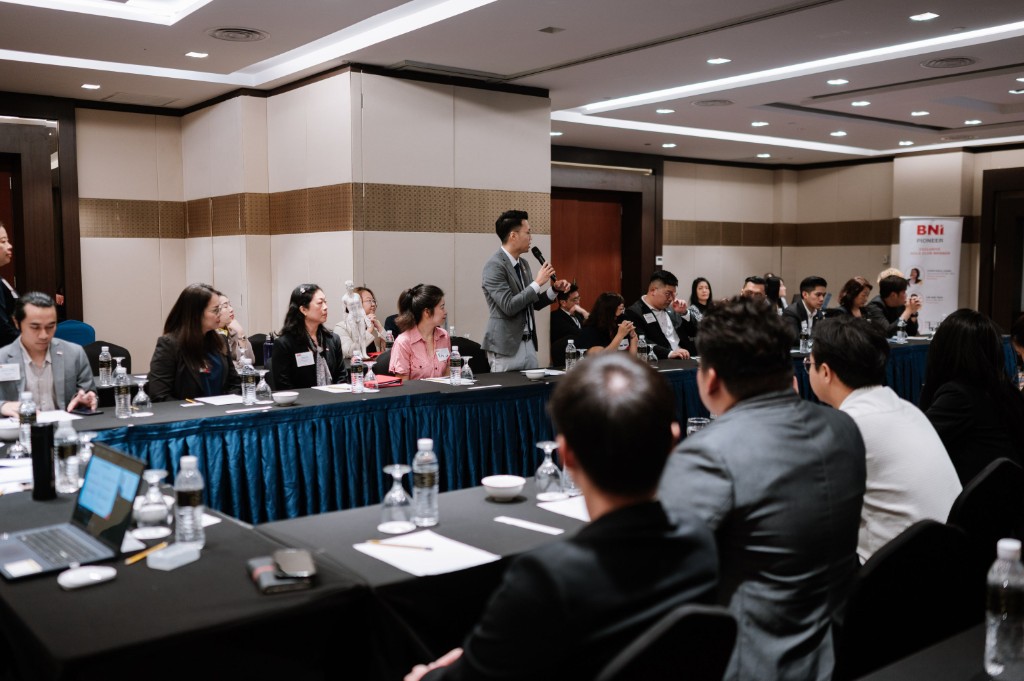 BNI chapter meeting session